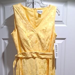NEW Sleeveless Glamorous yellow cocktail Sundress. Size 14. Robbie Bee brand.